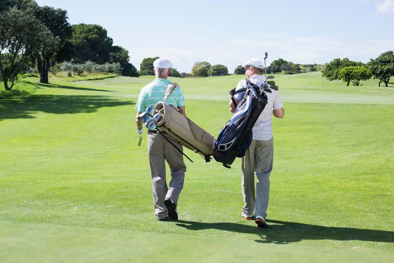 The Best Golf Bags to Take onto the Course This Autumn