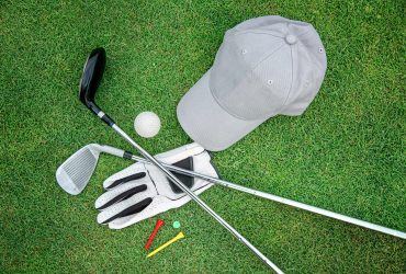golf equipment - Essential Golf