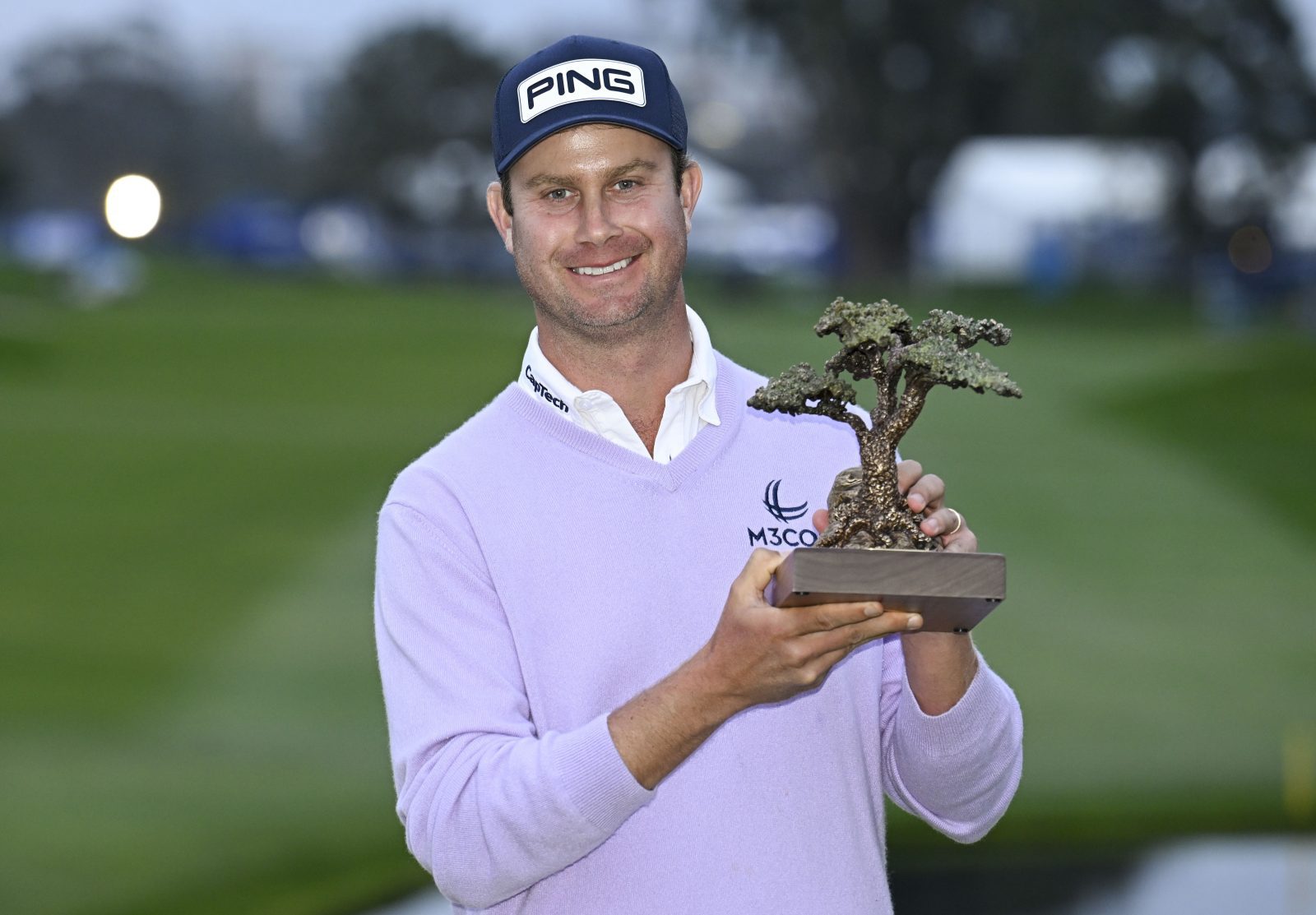 Harris English Clings On to Win Farmers Insurance Open