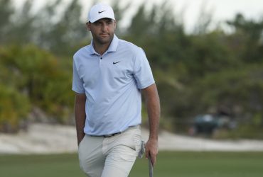 Scottie Scheffler to Miss Start of 2025 Season with Hand Injury