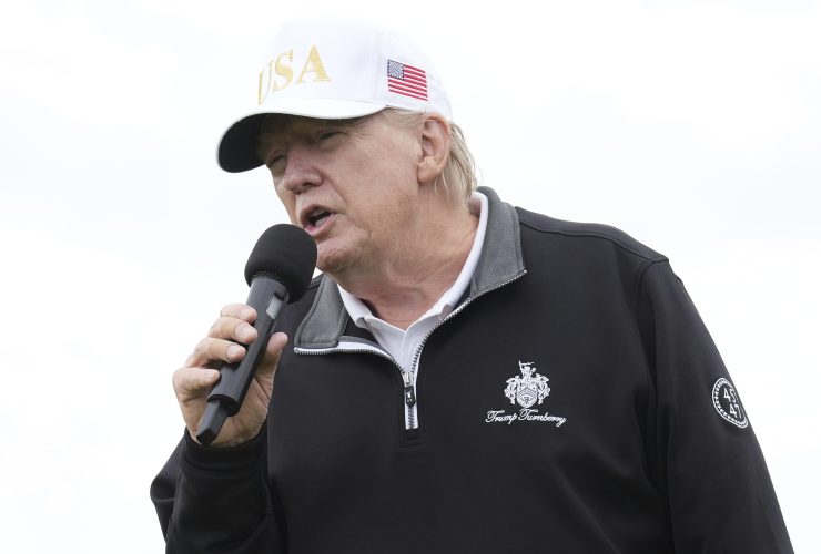 Trump Faces Fresh Golf Cheating Claims at Championship Tournament