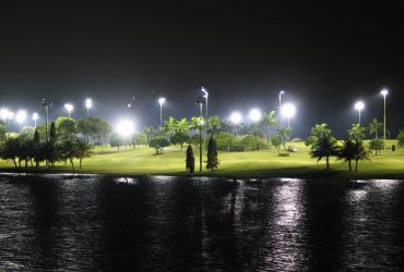 The Growing Popularity of Night Golf