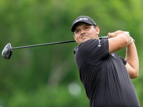 Who Are the Least Liked Professional Golfers?