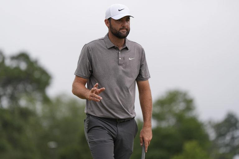 Who Are the Main Contenders for the 2026 PGA TOUR Player of the Year?